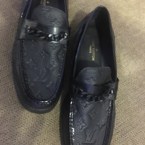 Louis Vuitton Loafers Genuine excellent condition worn only 1 time. - Picture 4 of 5